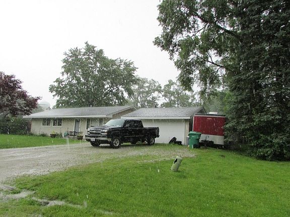 2nd image of 6N155 Sylvia Ln