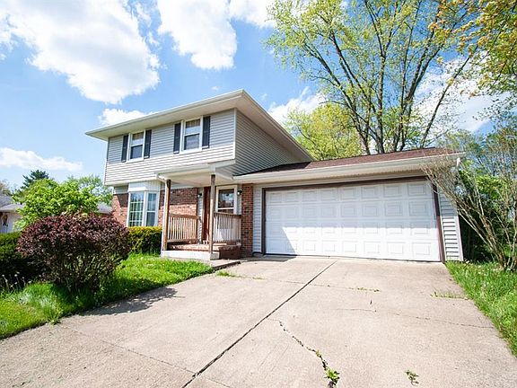 3rd image of 4007 Ravenwood Dr SE