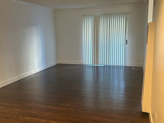5th image of 4345 Lowell St #1