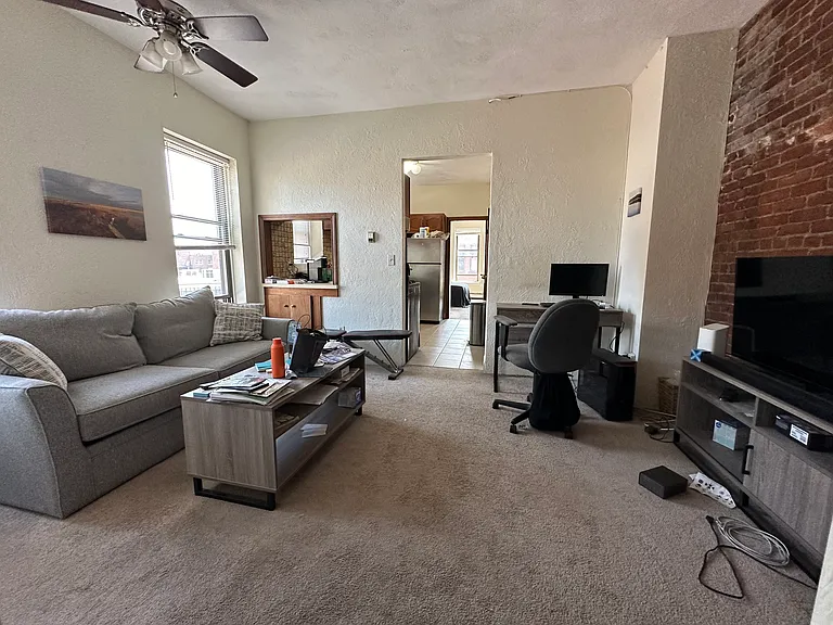 8 Westland Ave #4 — Photo 4