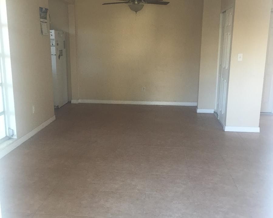 1st image of 2115 E Bay Dr APT 4