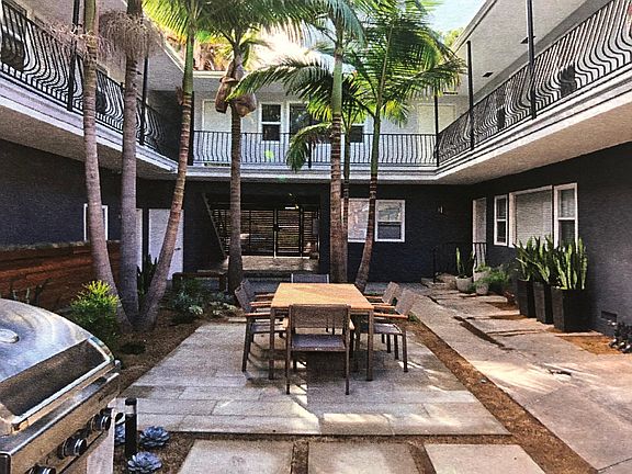 Courtyard with Communal Al Fresco Dining area & BBQ