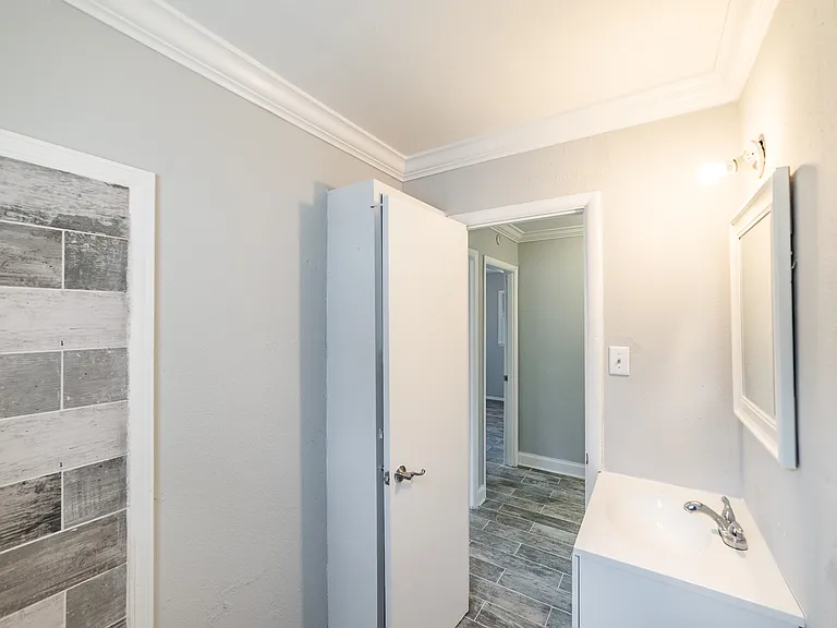 162 Wilkenson Dr NE — Photo 8