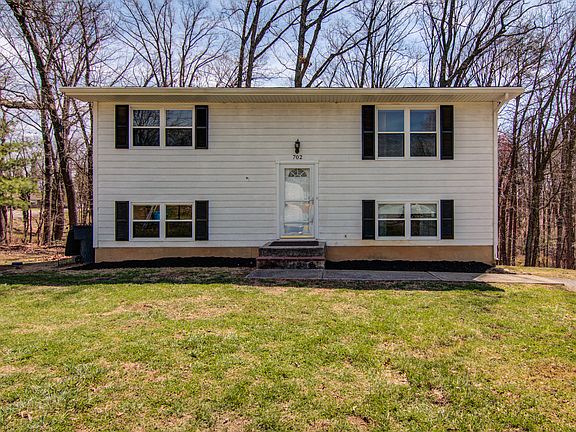 2nd image of 702 Brownwood Dr NW