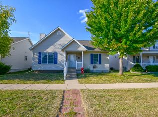 910 Bull St, Normal, IL 61761