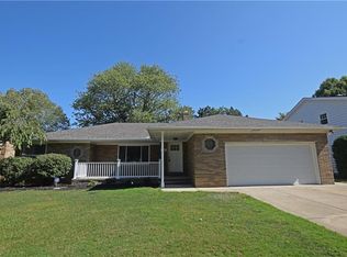 14480 Cherokee Trl, Middleburg Heights, OH 44130