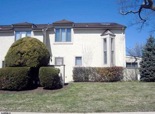 31 Fairview Dr, Somers Point, NJ