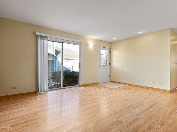 4th image of 120 Foxhill Ct Unit B