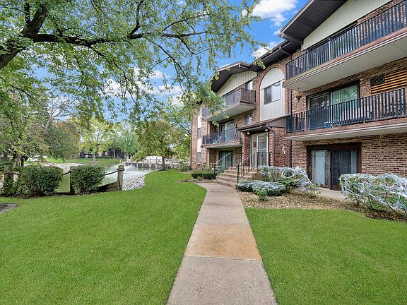 2nd image of 5225 James Ln APT 1408