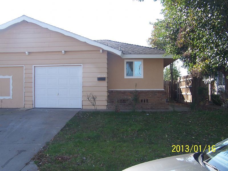 1st image of 10384 Buena Plaza Cir