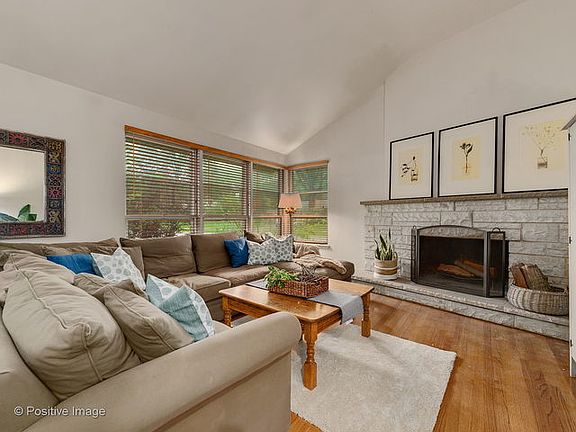 3rd image of 5300 Caroline Ave