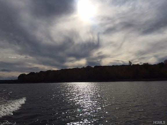 4th image of 234 Lake Shore Dr