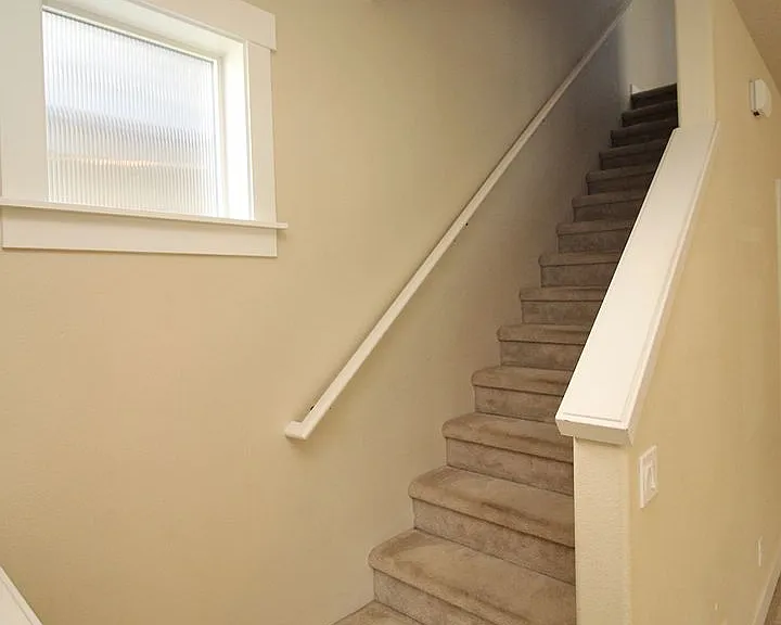 420 SW 204th Ter — Photo 13