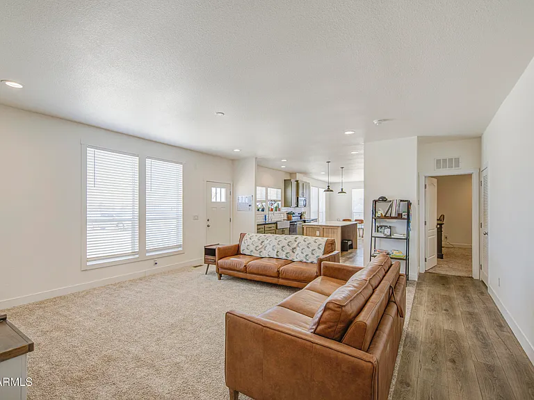 4057 N Solar St — Photo 13
