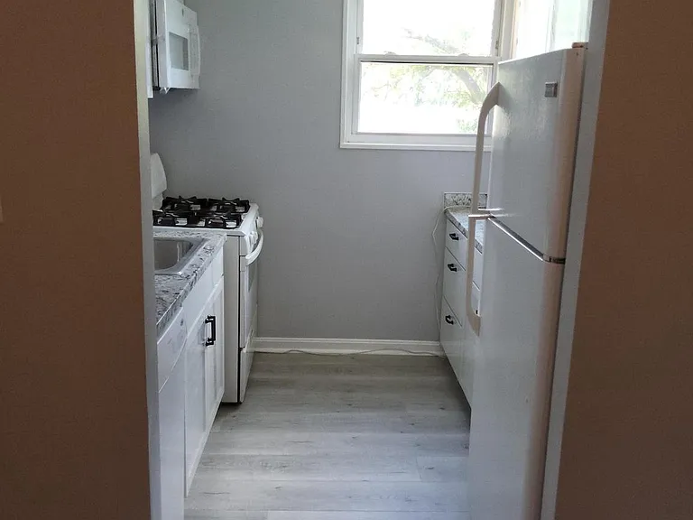 3825 Hamilton St #C-204 — Photo 19