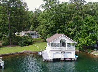 975 Lake Rabun Rd, Lakemont, GA 30552