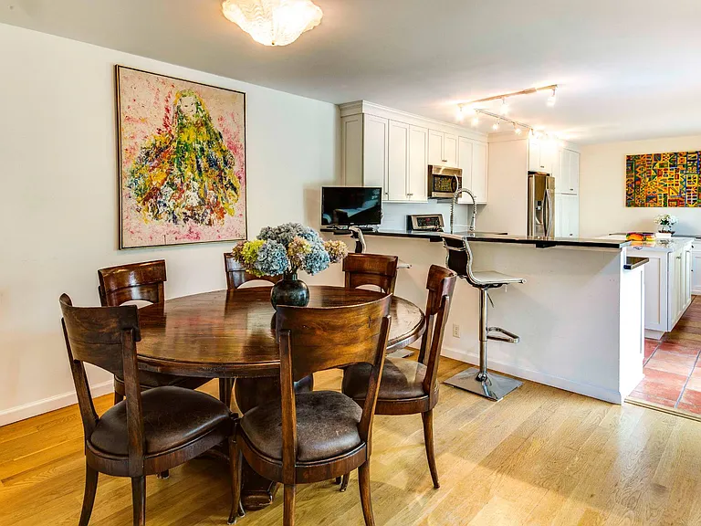 202 Treescape Dr #11A — Photo 10