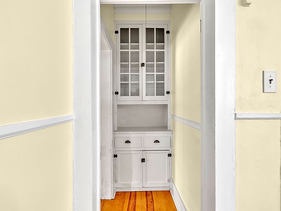 4th image of 22 Church St APT 1