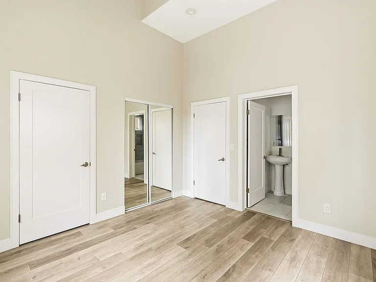 5257 Figueroa St — Photo 35