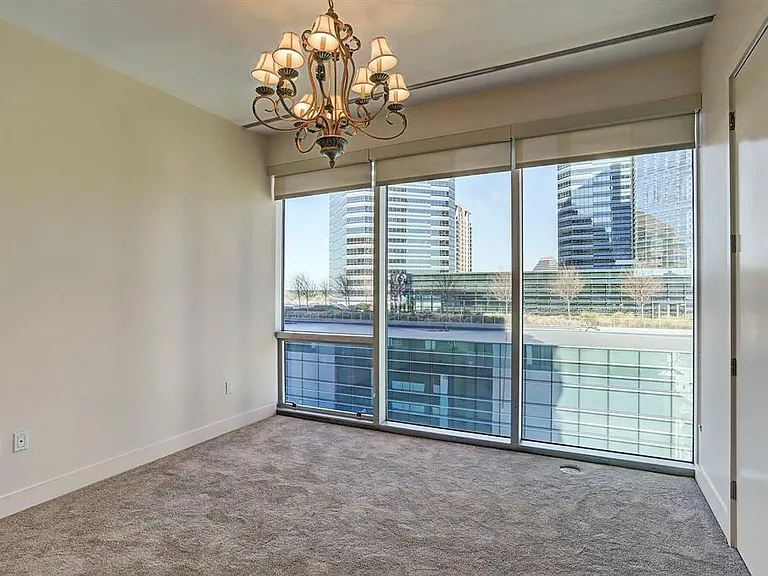 1600 Post Oak Blvd #904 — Photo 16