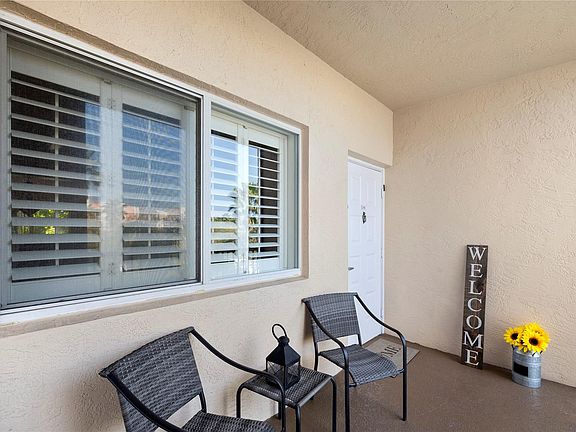 3rd image of 7775 Yardley Drive #315