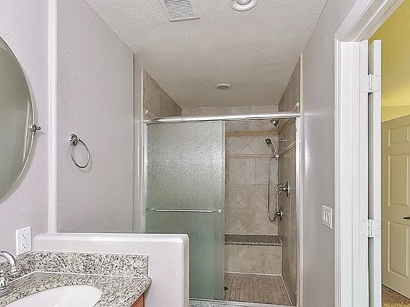 3rd image of 5014 Chambliss Dr #1