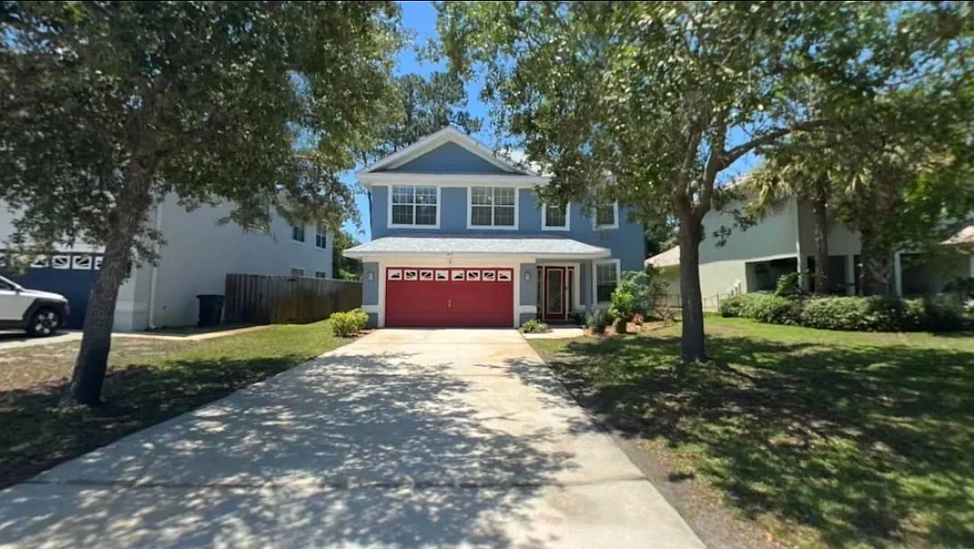 4 bed, 2261 sqft, $3,500 — Photo 2