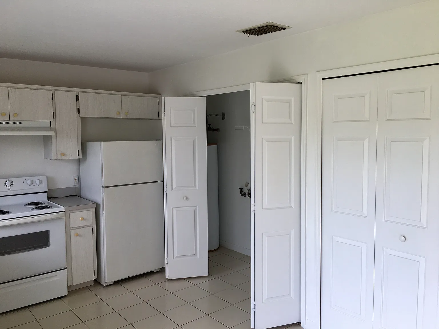 2 bed, 950 sqft, $1,650 — Photo 4