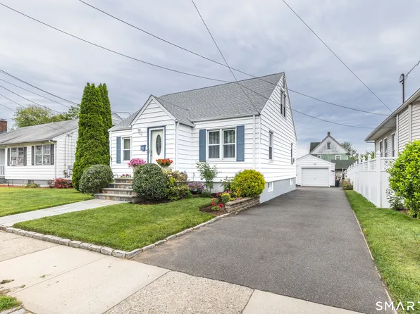 343 Hollister Street, Stratford, CT 06615