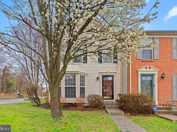 9548 Oakhurst Dr, Columbia, MD 21046