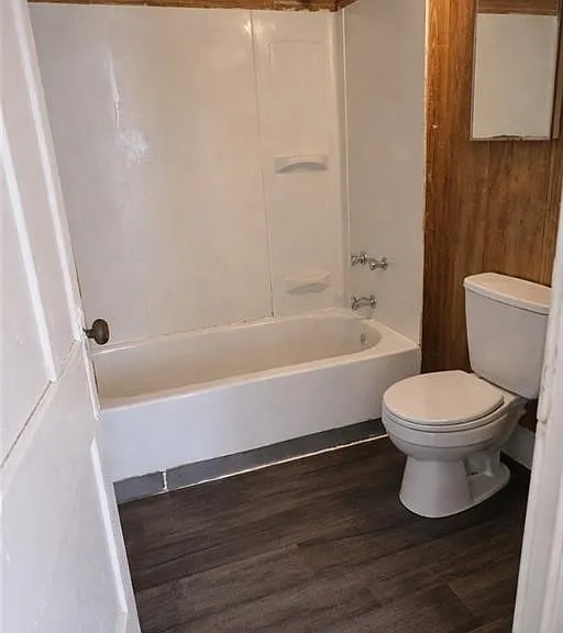 196 Englewood Ave #UPPER — Photo 11