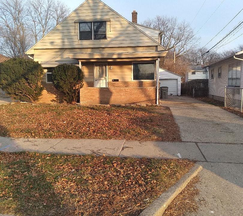2nd image of 4500 N 48th St #4504