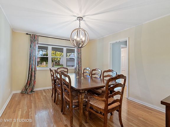 5th image of 1738 Sunnyside Cir
