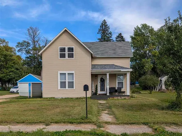 1133 Miller Ave, Windom, MN 56101
