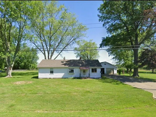 20599 Roycroft Dr, South Bend, IN 46614