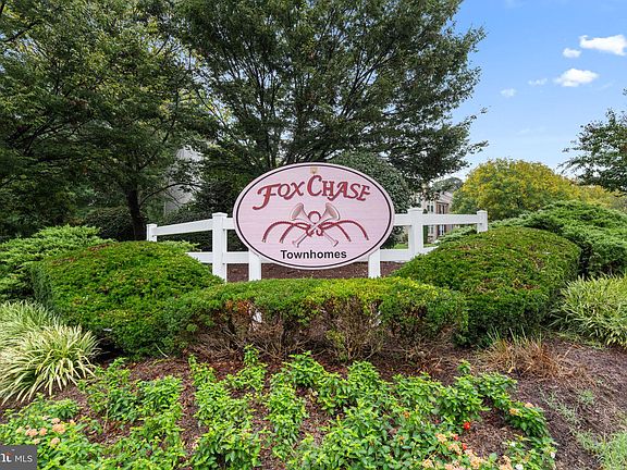 2nd image of 7840 Foxfarm Ln