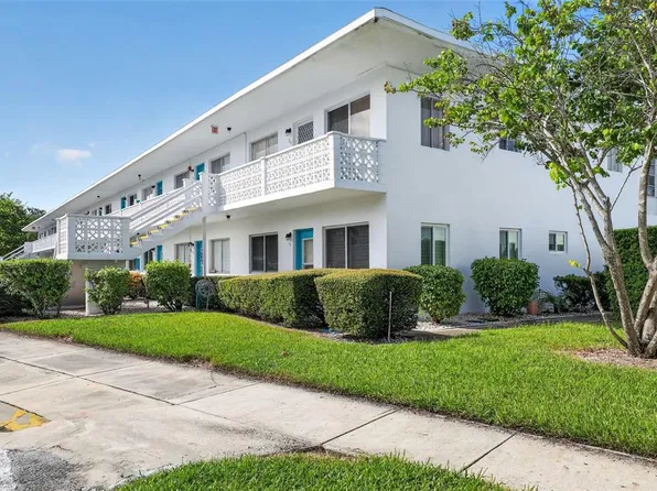 8320 112TH STREET #208, SEMINOLE, FL 33772