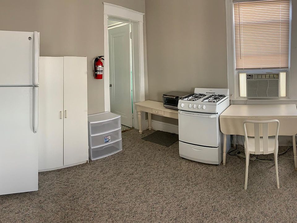 2nd image of 1141 Ocean Ave APT 5