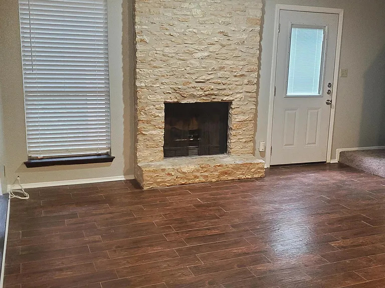 Living Room/Back Door to Patio