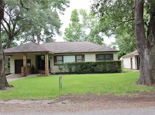 1112 Robinson St, Alvin, TX 77511
