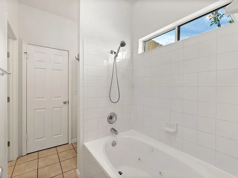 1908 Windy Park Dr — Photo 18