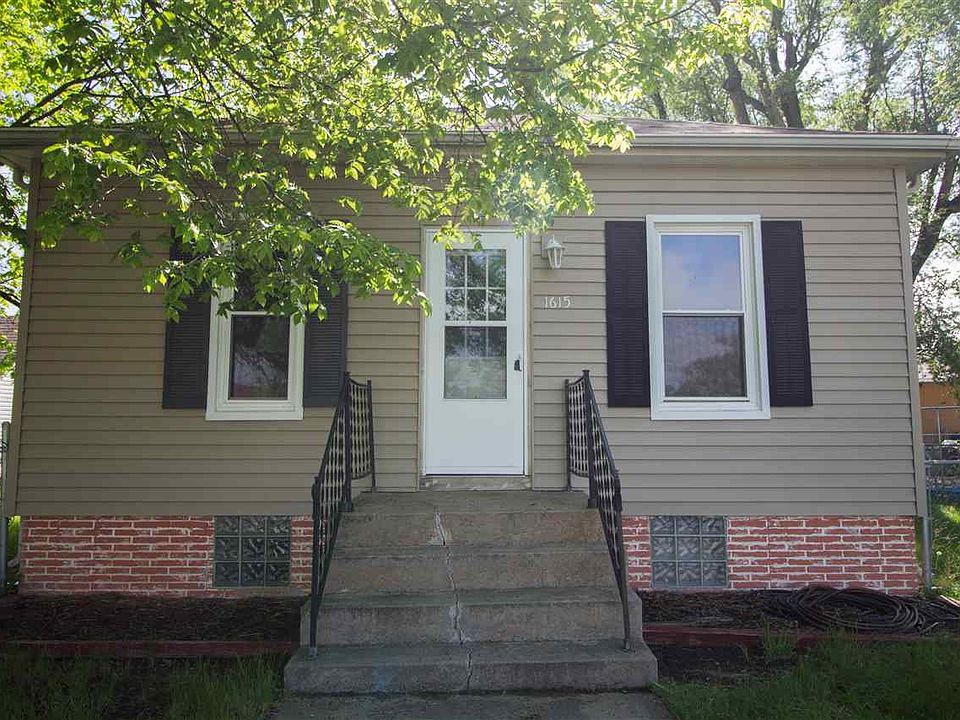 1st image of 1615 E Ave