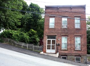 44 Christie St, Troy, NY 12180