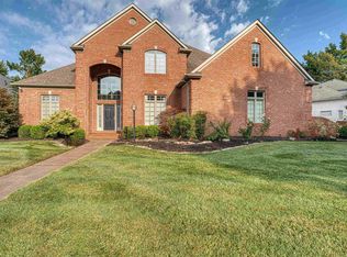 2455 Oak Bend Pl, Newburgh, IN 47630