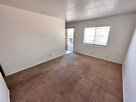 5th image of 3618 Lafayette Dr NE APT B