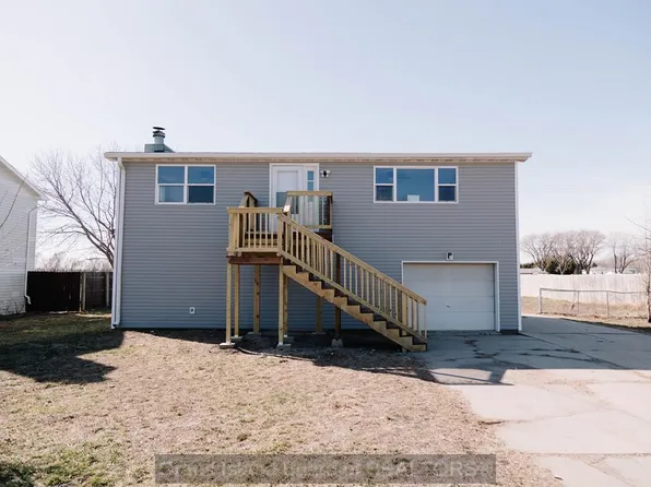 206 Villa Mar Dee Ave, Grand Island, NE 68801