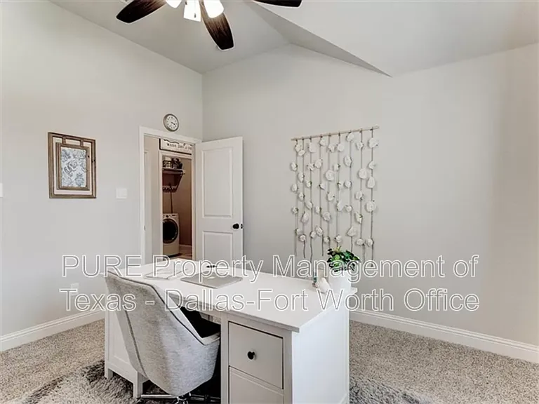 1612 Town Creek Cir — Photo 23