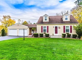 1216 Ridge Rd, Ontario, NY 14519