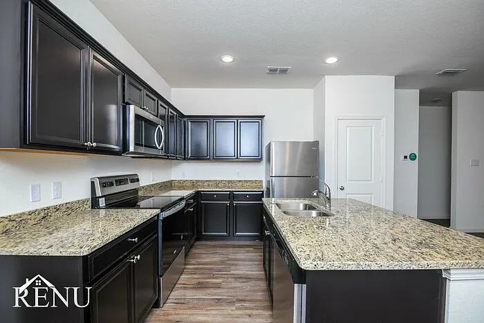 6109 Harrah Ln #6109HL — Photo 6