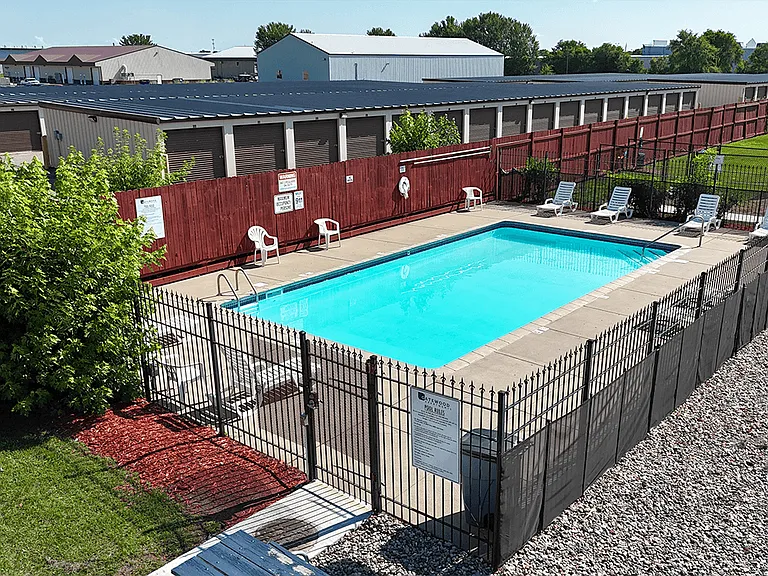 Outdoor Swimming Pool